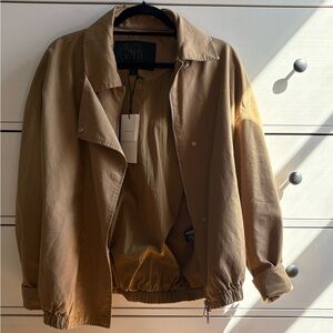 Zara Beige Zip-Front Jacket